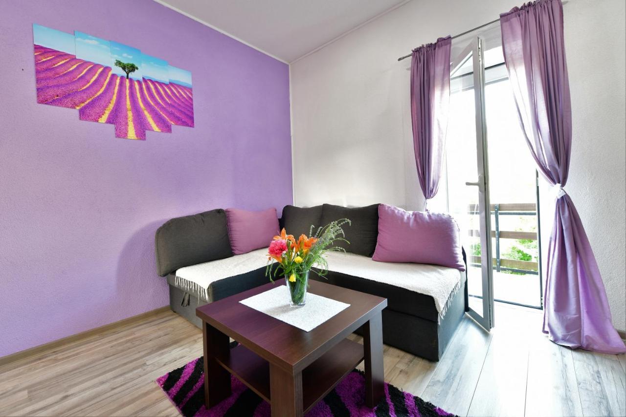 Lavanda Farm Apartmani Rakovica Exteriér fotografie